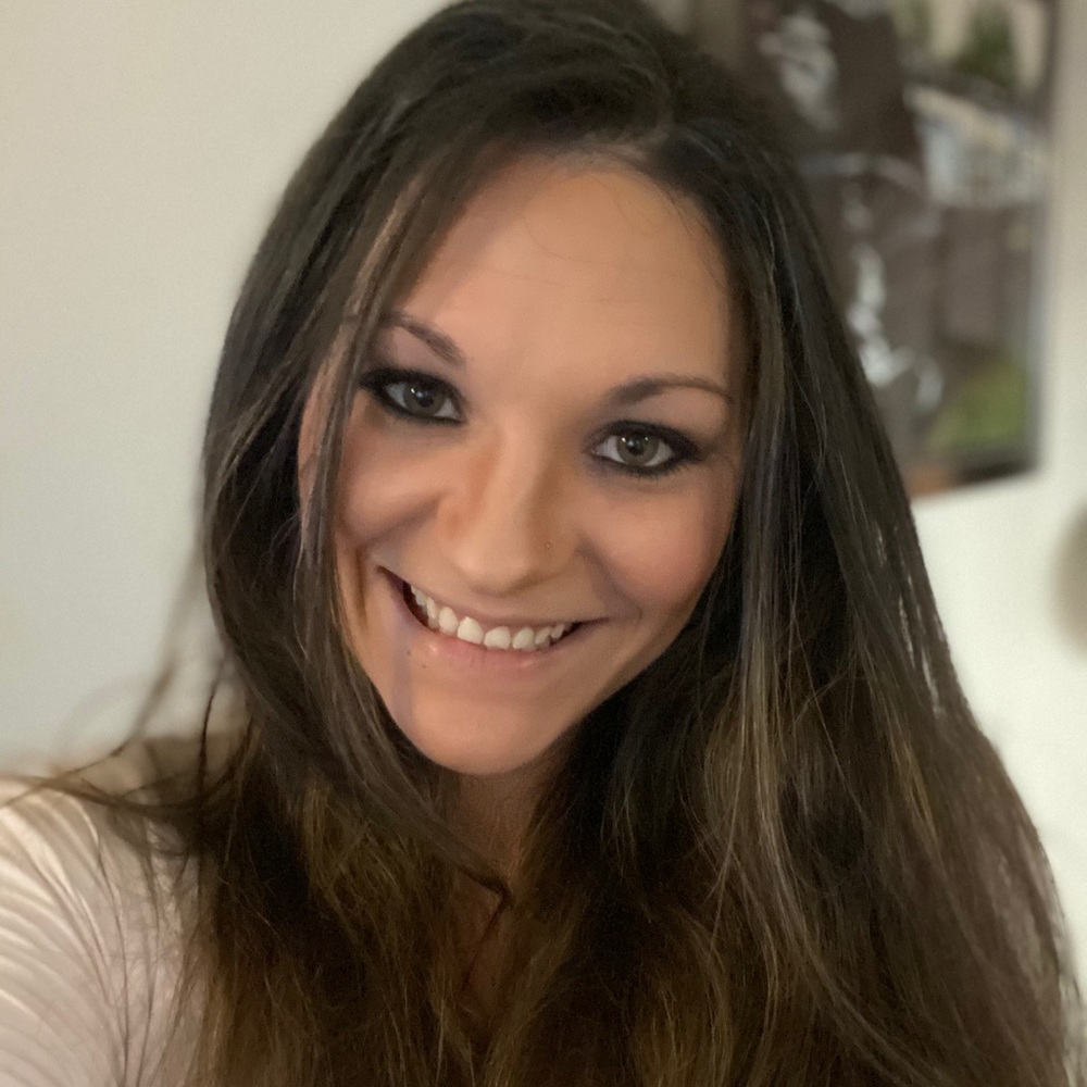 Meet your Posher, Ashley